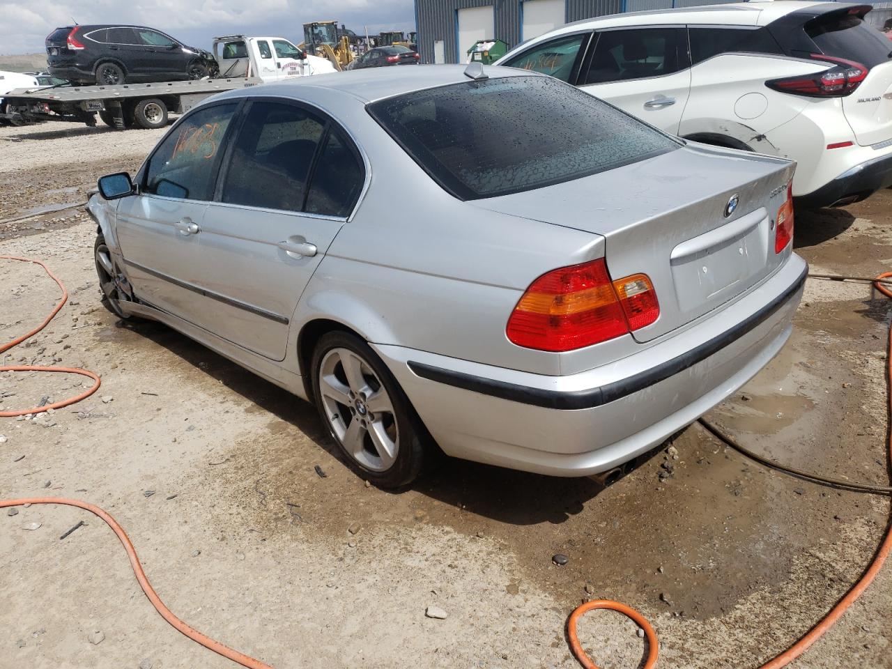Photo 3 from auction – 2004 BMW 330 XI with VIN WBAEW53414PG10910