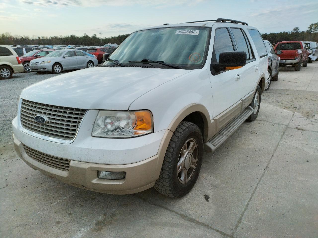 Photo 2 from auction – 2006 FORD EXPEDITION with VIN 1FMFU17576LB01013