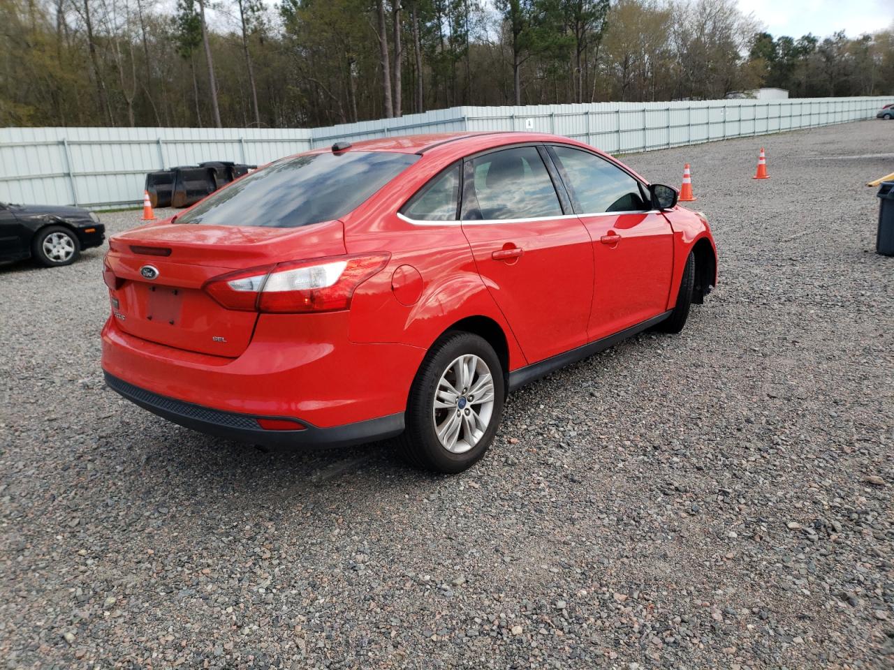 Photo 4 from auction – 2012 FORD FOCUS SEL with VIN 1FAHP3H26CL163136