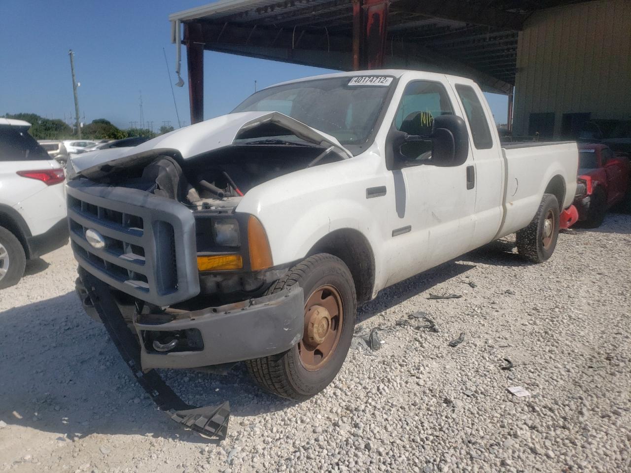 Photo 2 from auction – 2006 FORD F250 SUPER with VIN 1FTSX20P86EC99861