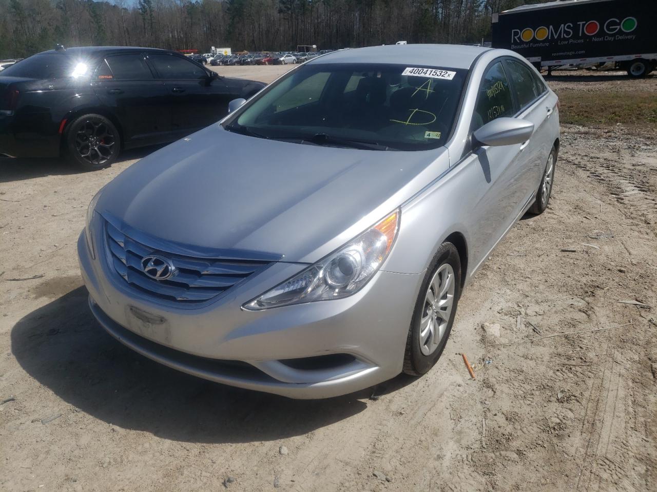 Photo 2 from auction – 2011 HYUNDAI SONATA GLS with VIN 5NPEB4AC3BH029188