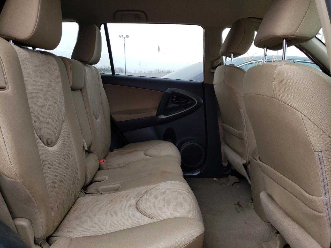 Photo 6 from auction – 2012 TOYOTA RAV4 with VIN 2T3BF4DV2CW246598