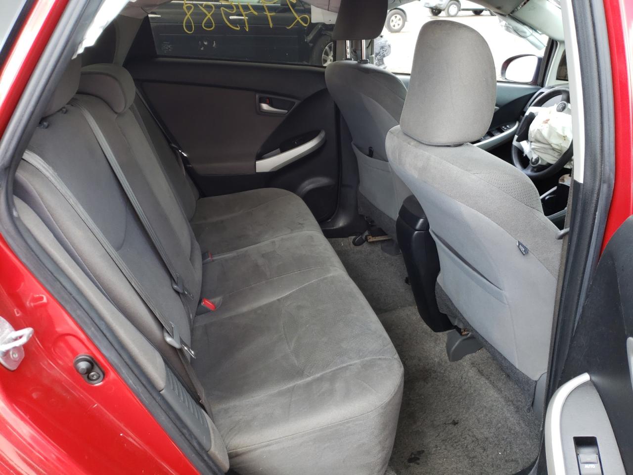 Photo 6 from auction – 2014 TOYOTA PRIUS with VIN JTDKN3DU5E1776456
