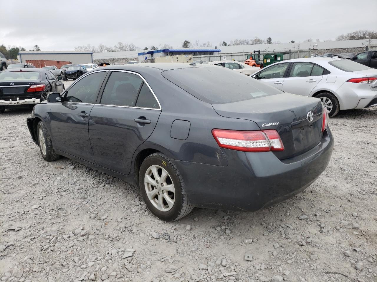 Фото 3 с аукциона – 2011 TOYOTA CAMRY BASE с VIN 4T1BF3EK0BU211628