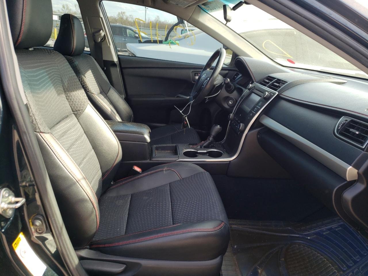 Photo 5 from auction – 2015 TOYOTA CAMRY LE with VIN 4T1BF1FK3FU089985