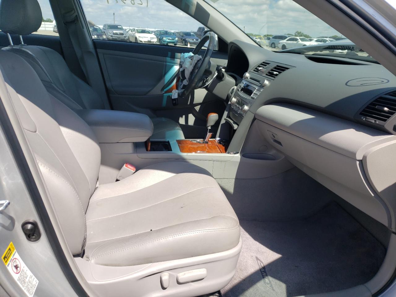 Photo 5 from auction – 2011 TOYOTA CAMRY BASE with VIN 4T4BF3EK4BR197870