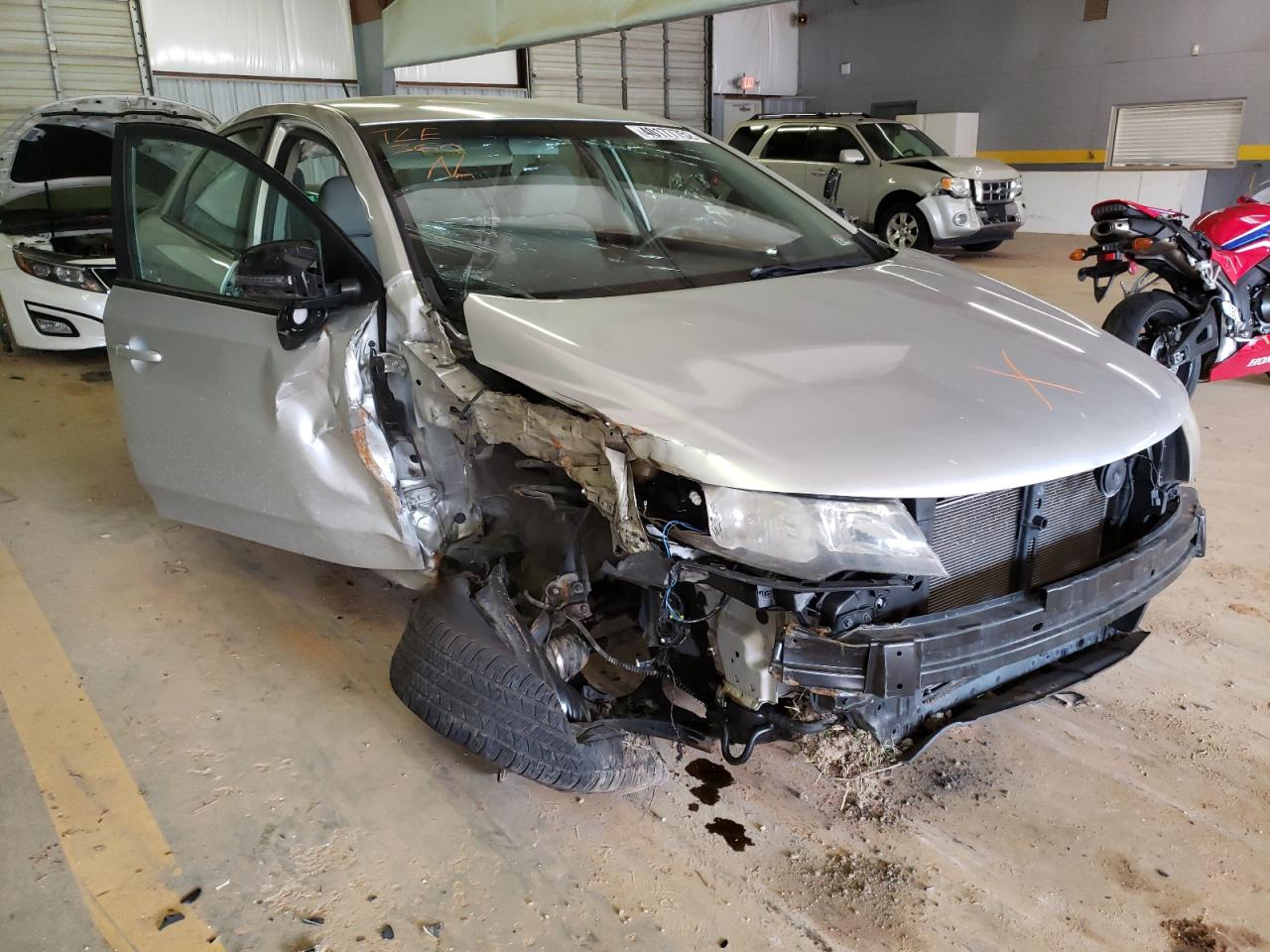 KIA FORTE EX 2012 with VIN KNAFU4A29C5481117 - Photo from auction
