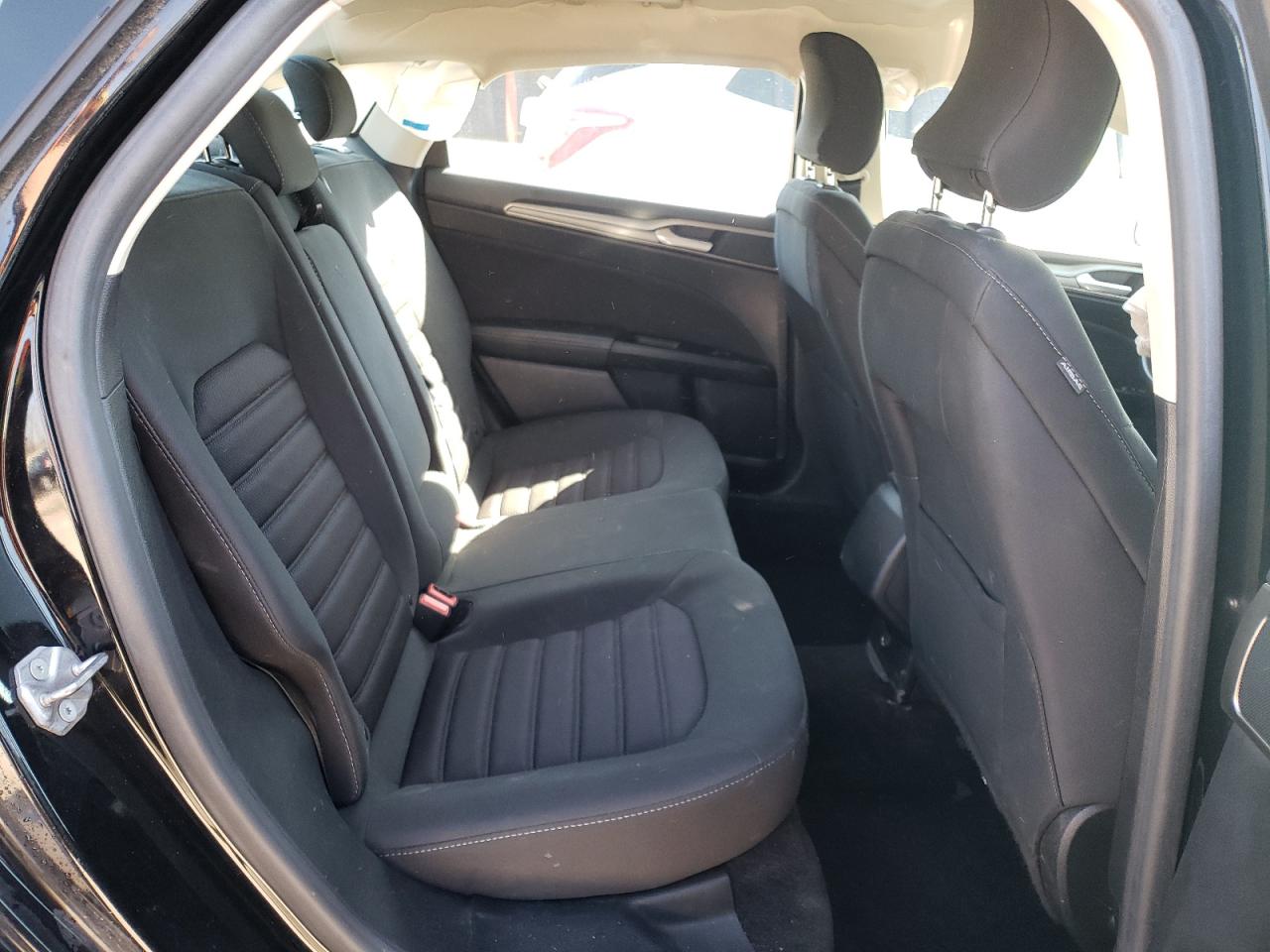 Photo 6 from auction – 2017 FORD FUSION SE with VIN 3FA6P0H75HR403965