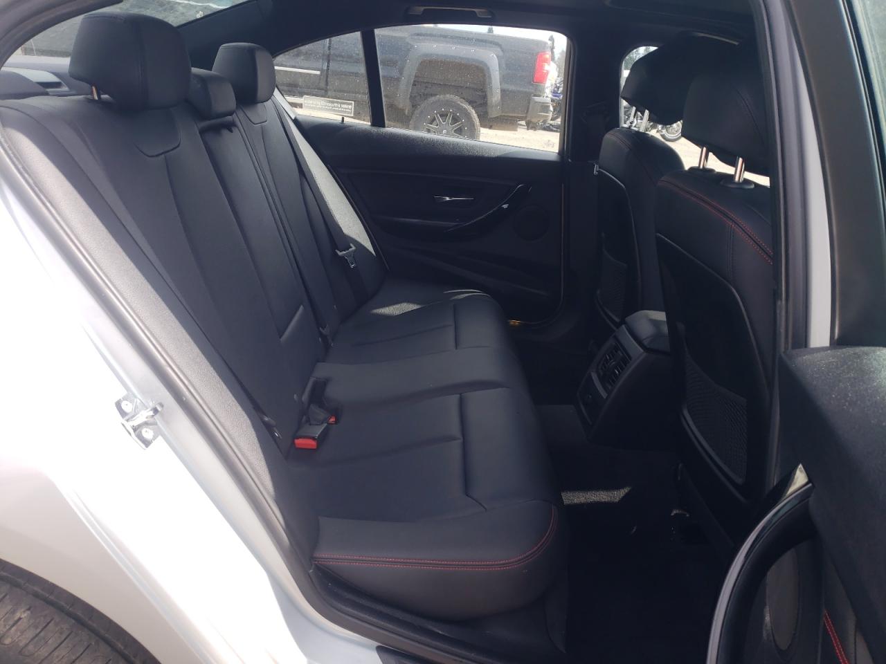 Photo 6 from auction – 2012 BMW 328 I SULE with VIN WBA3C1C59CF432554