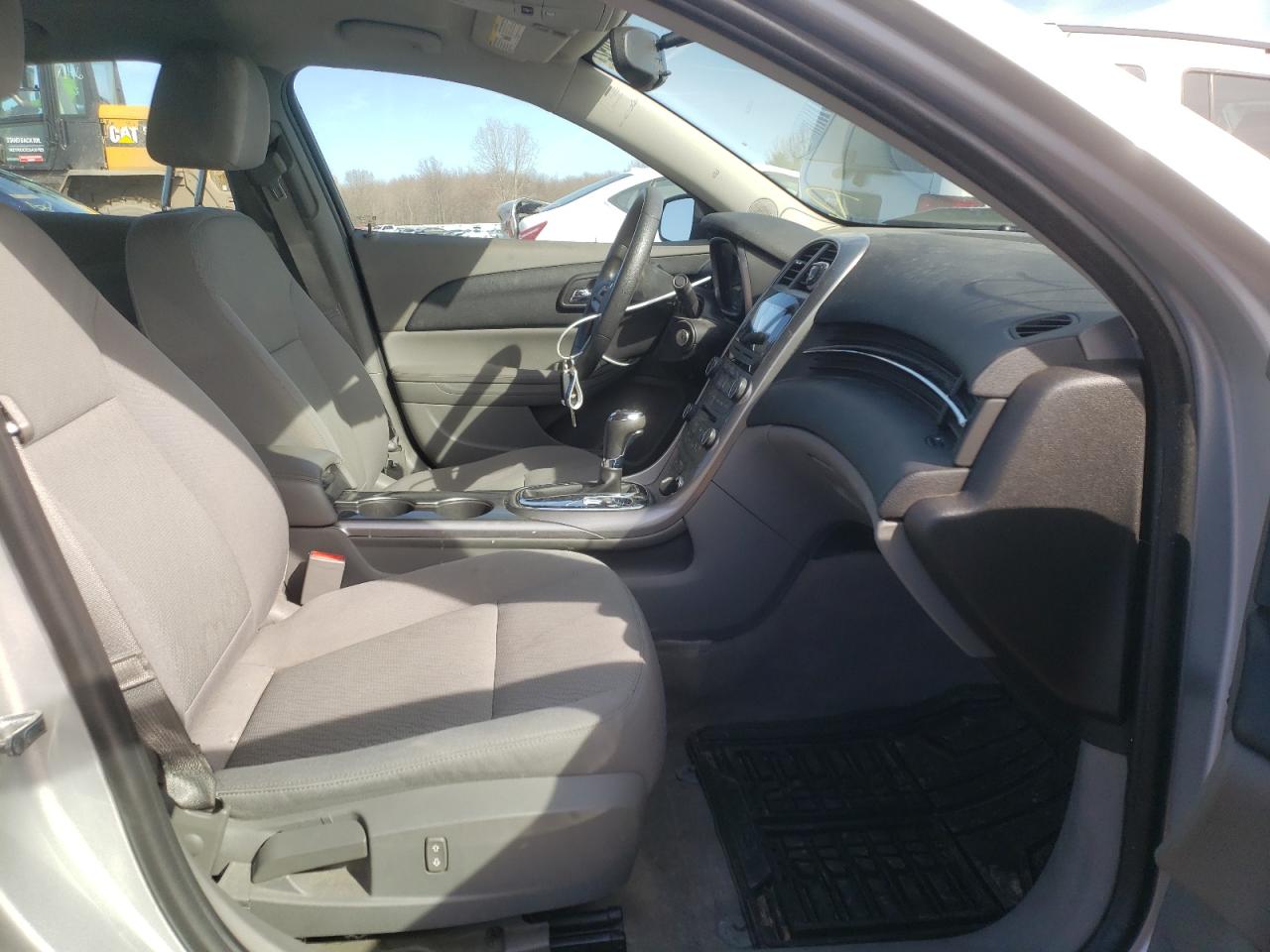 Photo 5 from auction – 2013 CHEVROLET MALIBU LS with VIN 1G11B5SA8DF317232