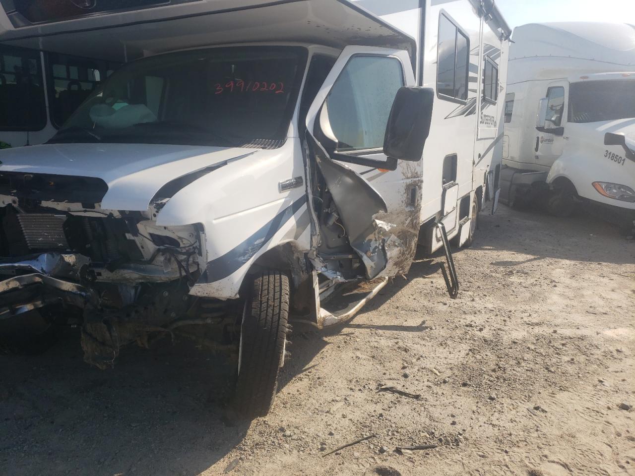Photo 10 from auction – 2022 FORD ECONOLINE with VIN 1FDXE4FN9NDC16306