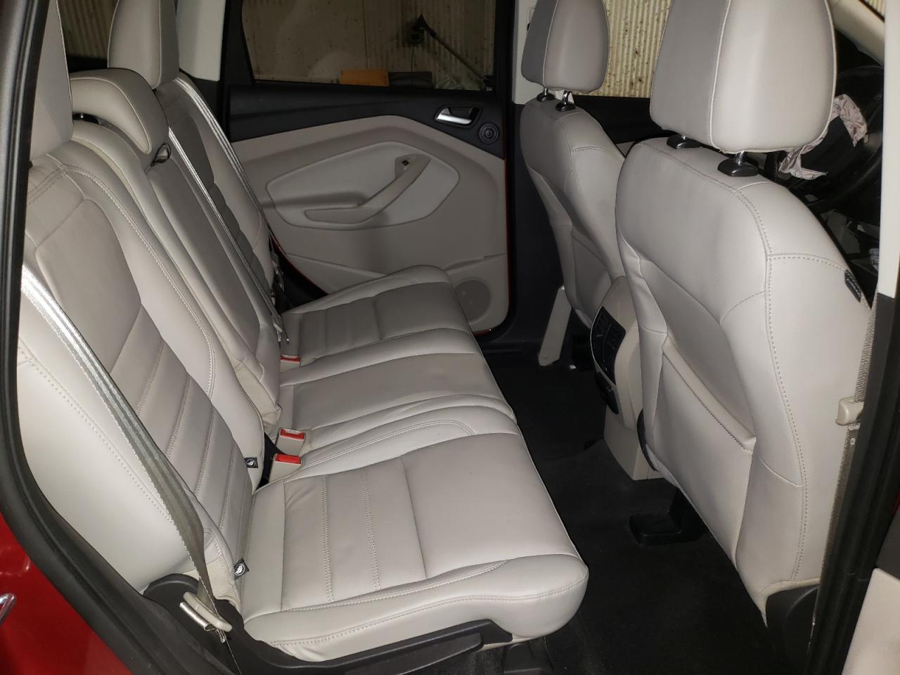 Photo 6 from auction – 2017 FORD ESCAPE TIT with VIN 1FMCU9J91HUE95702
