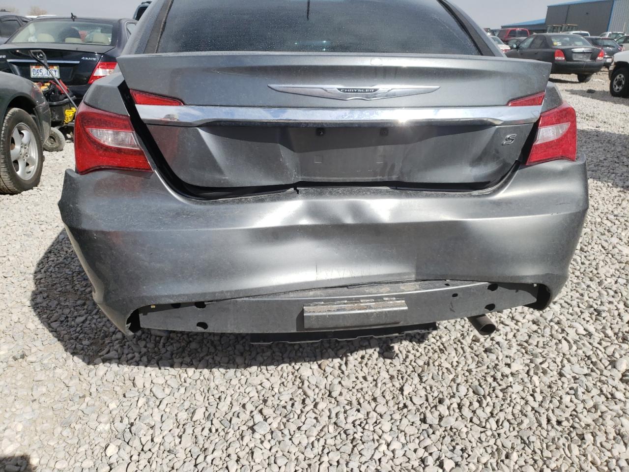 Photo 9 from auction – 2013 CHRYSLER 200 TOURIN with VIN 1C3CCBBB5DN516365