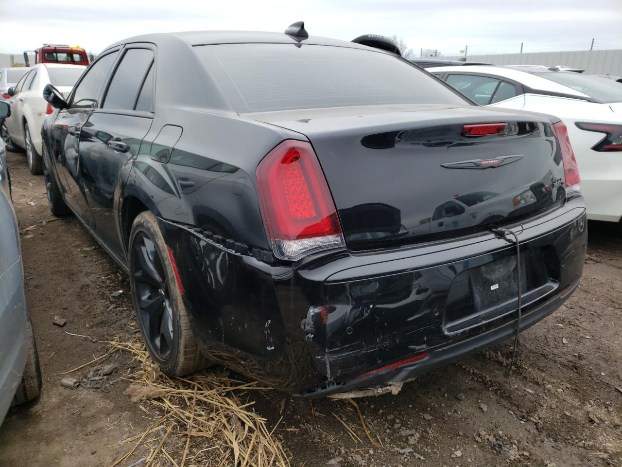 Фото 3 с аукциона – 2021 CHRYSLER 300 S с VIN 2C3CCABG3MH554580