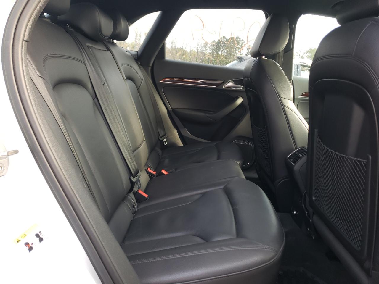 Photo 6 from auction – 2018 AUDI Q3 PREMIUM with VIN WA1HCCFS0JR012693