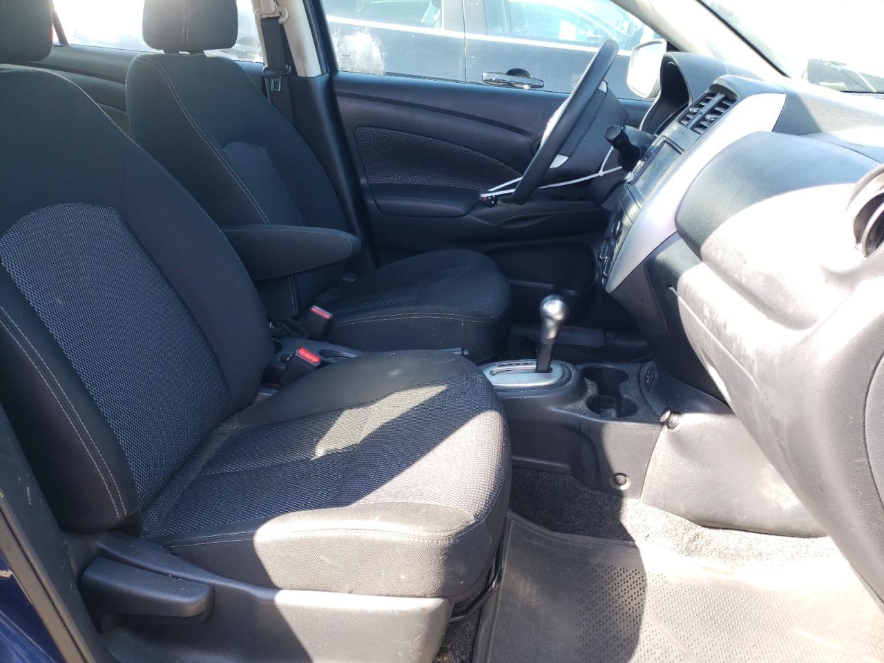Photo 5 from auction – 2019 NISSAN VERSA S with VIN 3N1CN7AP2KL812279