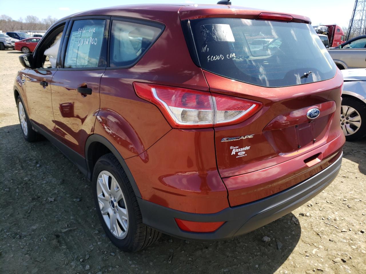 Photo 3 from auction – 2015 FORD ESCAPE S with VIN 1FMCU0F72FUA35982