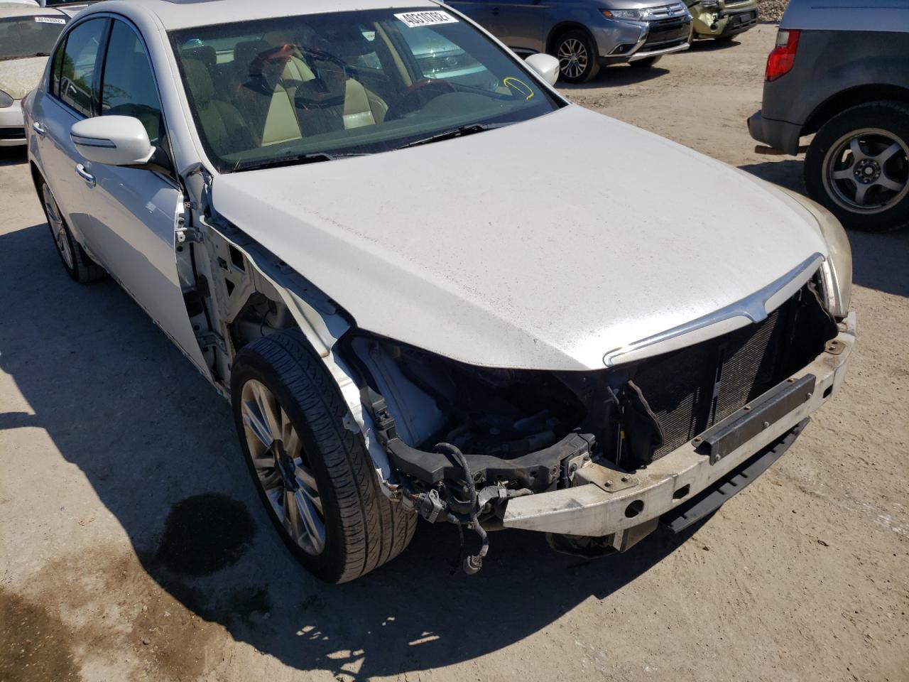 Photo 9 from auction – 2012 HYUNDAI GENESIS 4. with VIN KMHGC4DF8CU158686