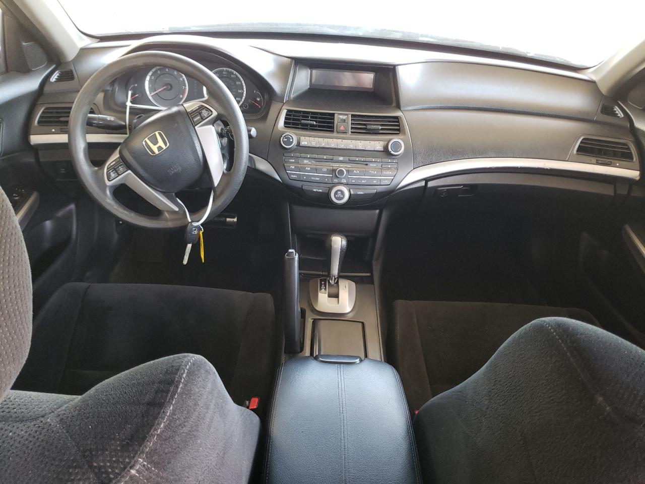 Photo 9 from auction – 2010 HONDA ACCORD EX with VIN 1HGCP2F71AA120279