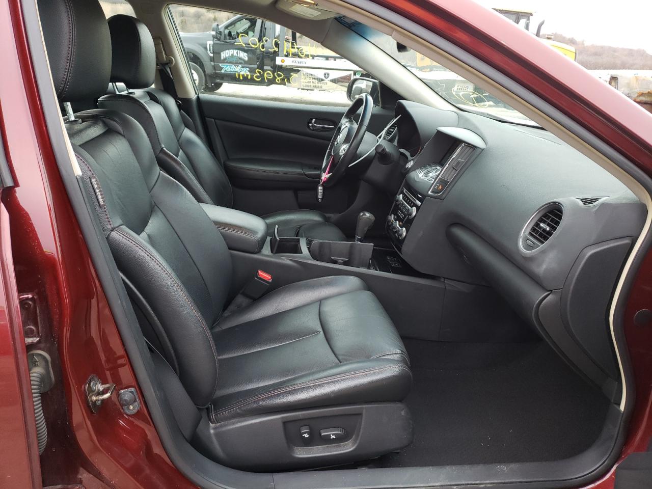 Photo 5 from auction – 2010 NISSAN MAXIMA S with VIN 1N4AA5AP5AC860136