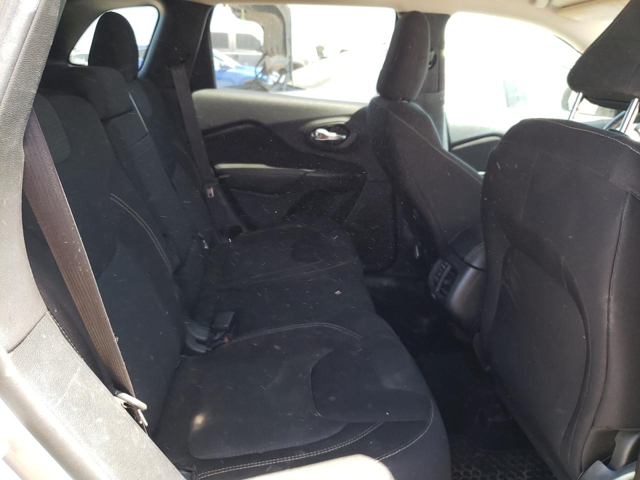 Photo 6 from auction – 2015 JEEP CHEROKEE L with VIN 1C4PJMCS4FW795091