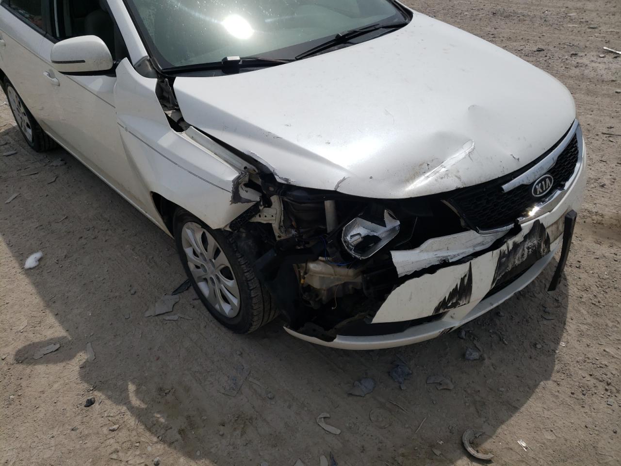 Photo 9 from auction – 2012 KIA FORTE EX with VIN KNAFU4A27C5479849
