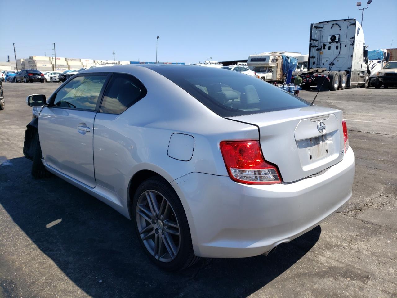 Photo 3 from auction – 2013 TOYOTA SCION TC with VIN JTKJF5C72D3063140