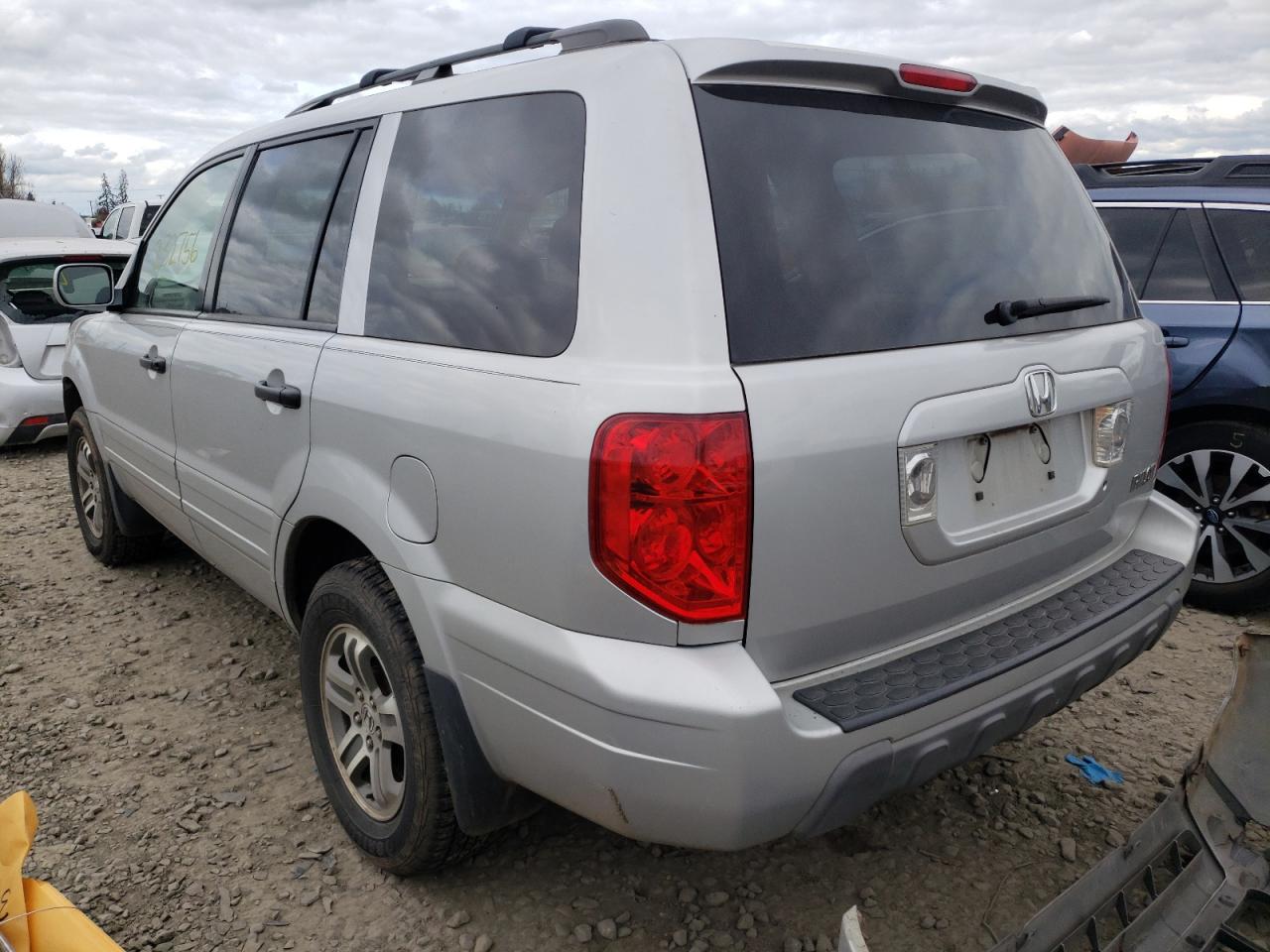 Photo 3 from auction – 2003 HONDA PILOT EX with VIN 2HKYF18483H523269