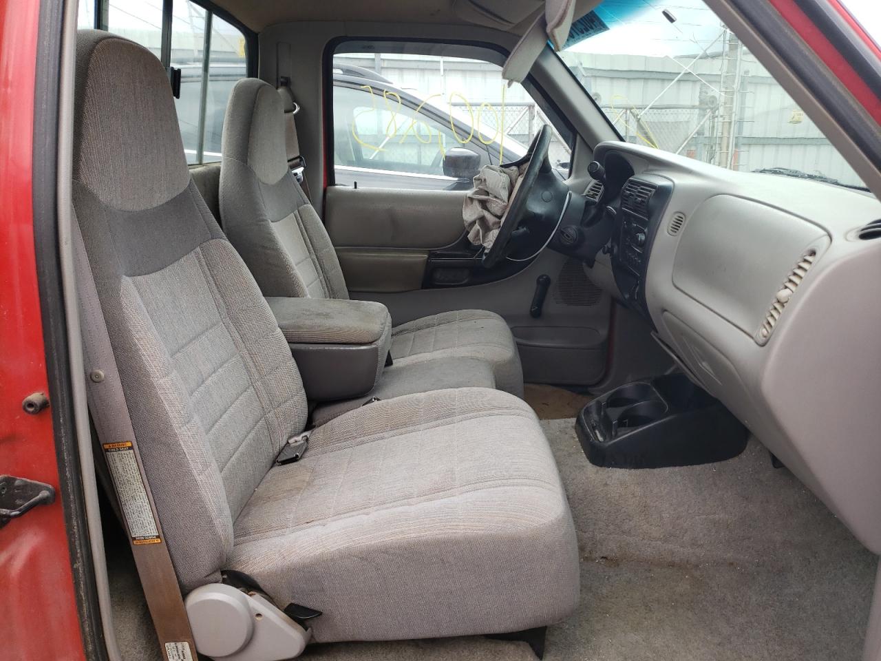 Photo 5 from auction – 1997 FORD RANGER with VIN 1FTCR10A4VUC59172