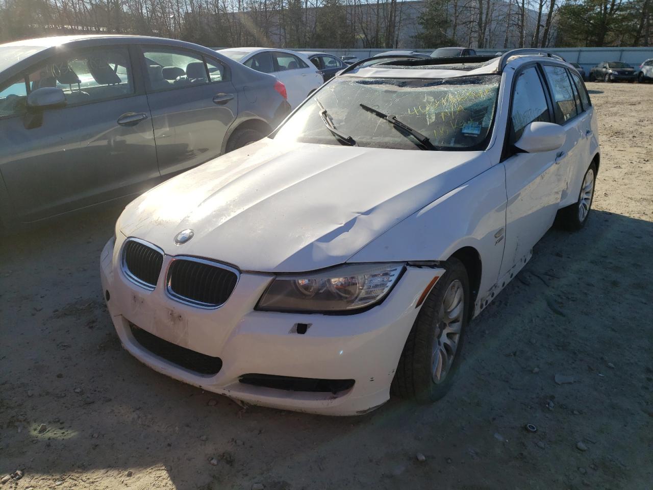 Photo 2 from auction – 2009 BMW 328 XIT with VIN WBAUU33529A539884