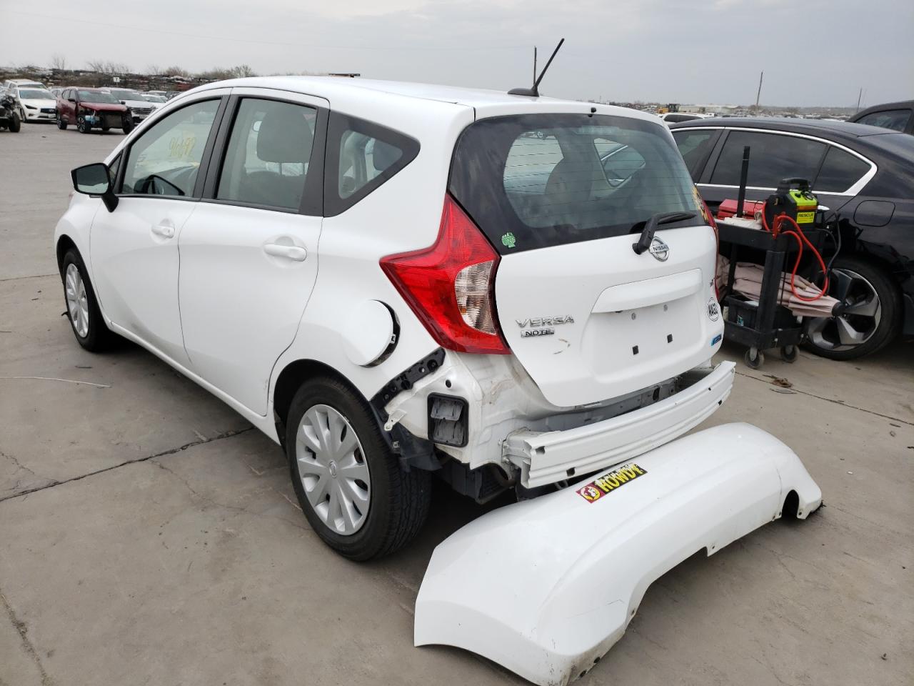Photo 3 from auction – 2016 NISSAN VERSA NOTE with VIN 3N1CE2CP8GL403372