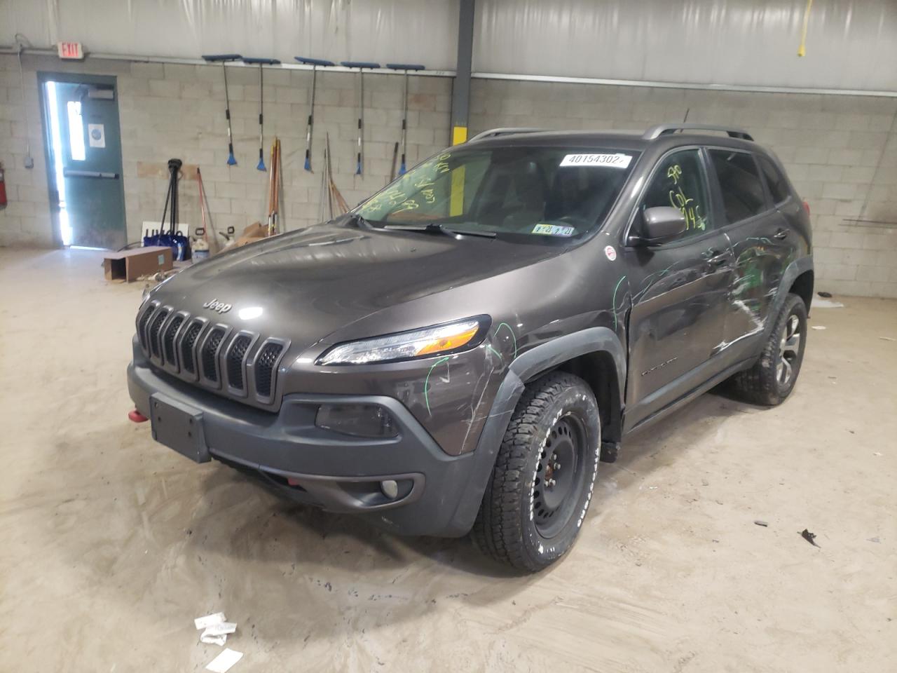 Photo 2 from auction – 2015 JEEP CHEROKEE T with VIN 1C4PJMBS4FW604299