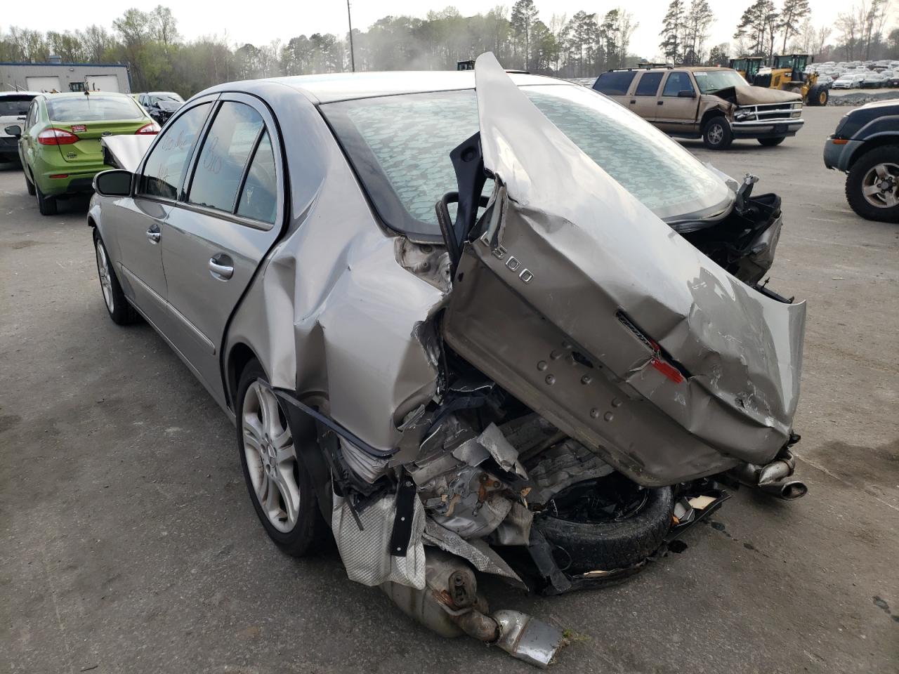 Photo 3 from auction – 2005 MERCEDES-BENZ E500 with VIN WDBUF70J85A692428