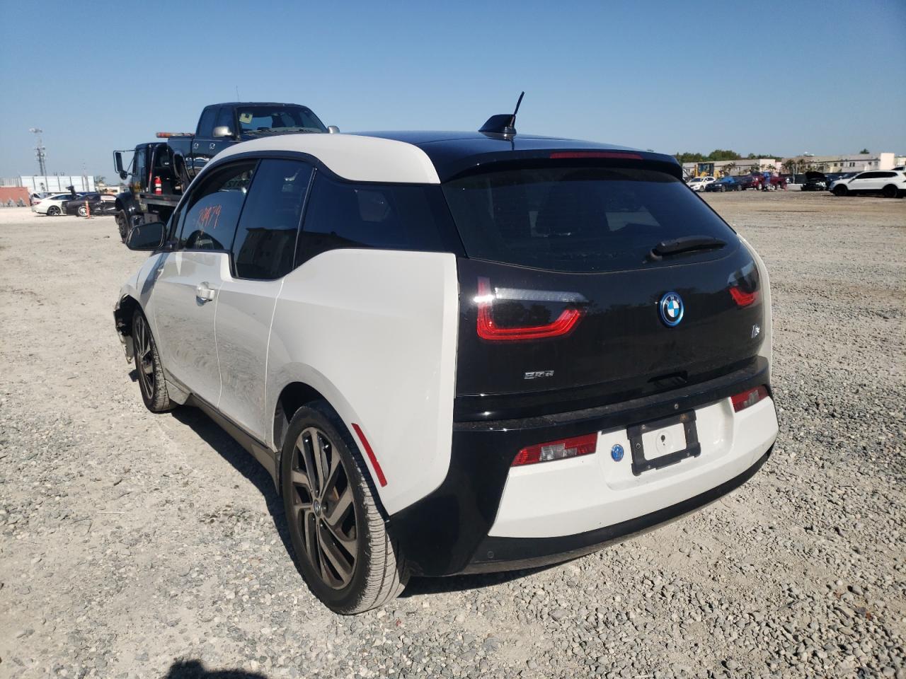 Photo 3 from auction – 2017 BMW I3 REX with VIN WBY1Z8C57HV889618
