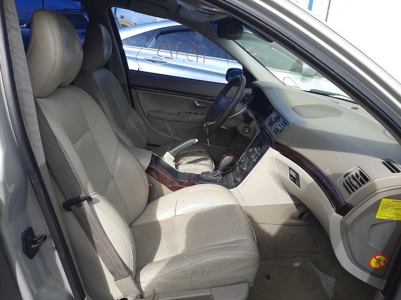 Photo 5 from auction – 2004 VOLVO S80 T6 ELI with VIN YV1TS91Z941342386