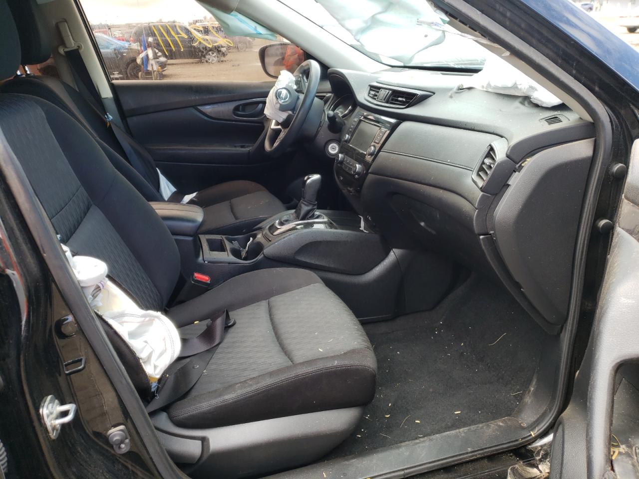 Photo 5 from auction – 2020 NISSAN ROGUE S with VIN JN8AT2MT0LW042153