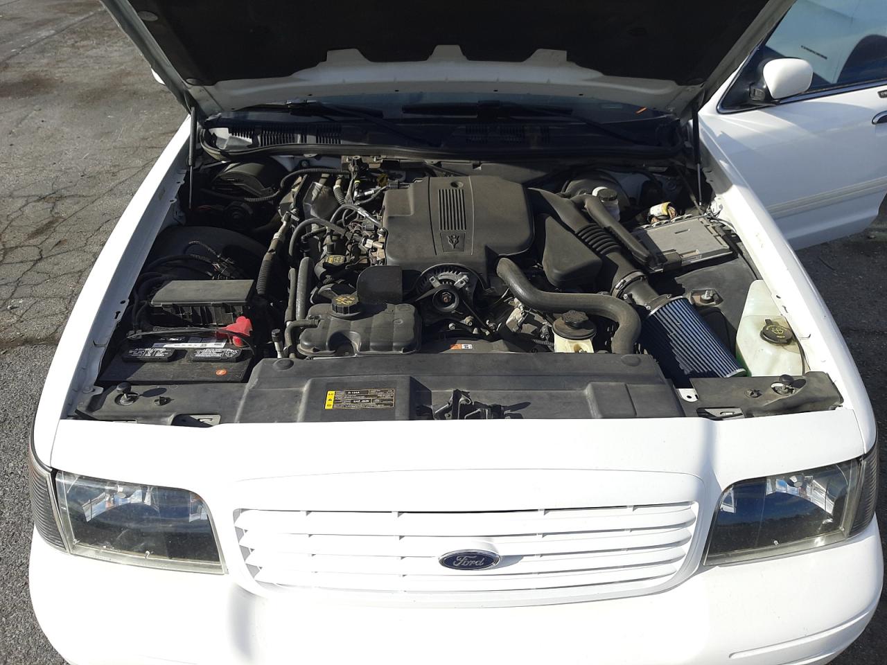 Photo 7 from auction – 2011 FORD CROWN VICT with VIN 2FABP7EV1BX127433