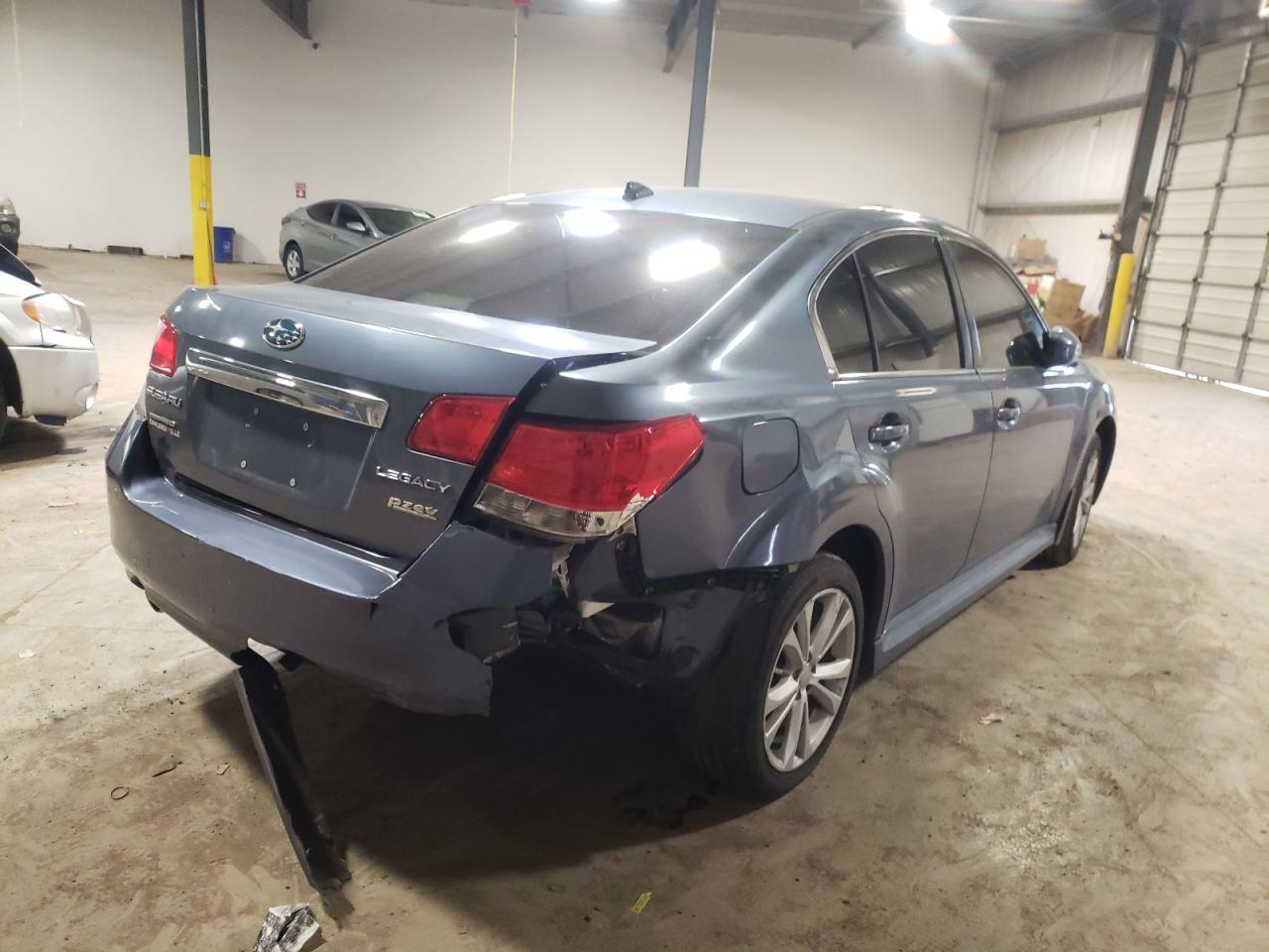 Photo 4 from auction – 2014 SUBARU LEGACY 2.5 with VIN 4S3BMBC65E3006035