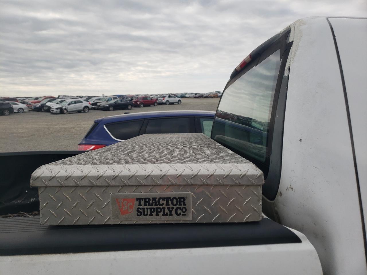 Photo 6 from auction – 2002 FORD F150 with VIN 3FTRF18W02MA10905