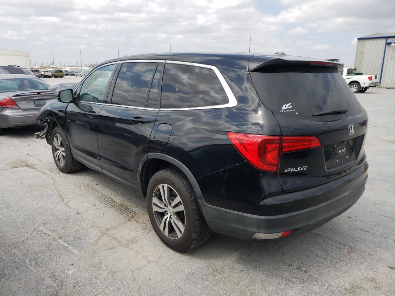 Photo 3 from auction – 2016 HONDA PILOT EXL with VIN 5FNYF6H53GB025281