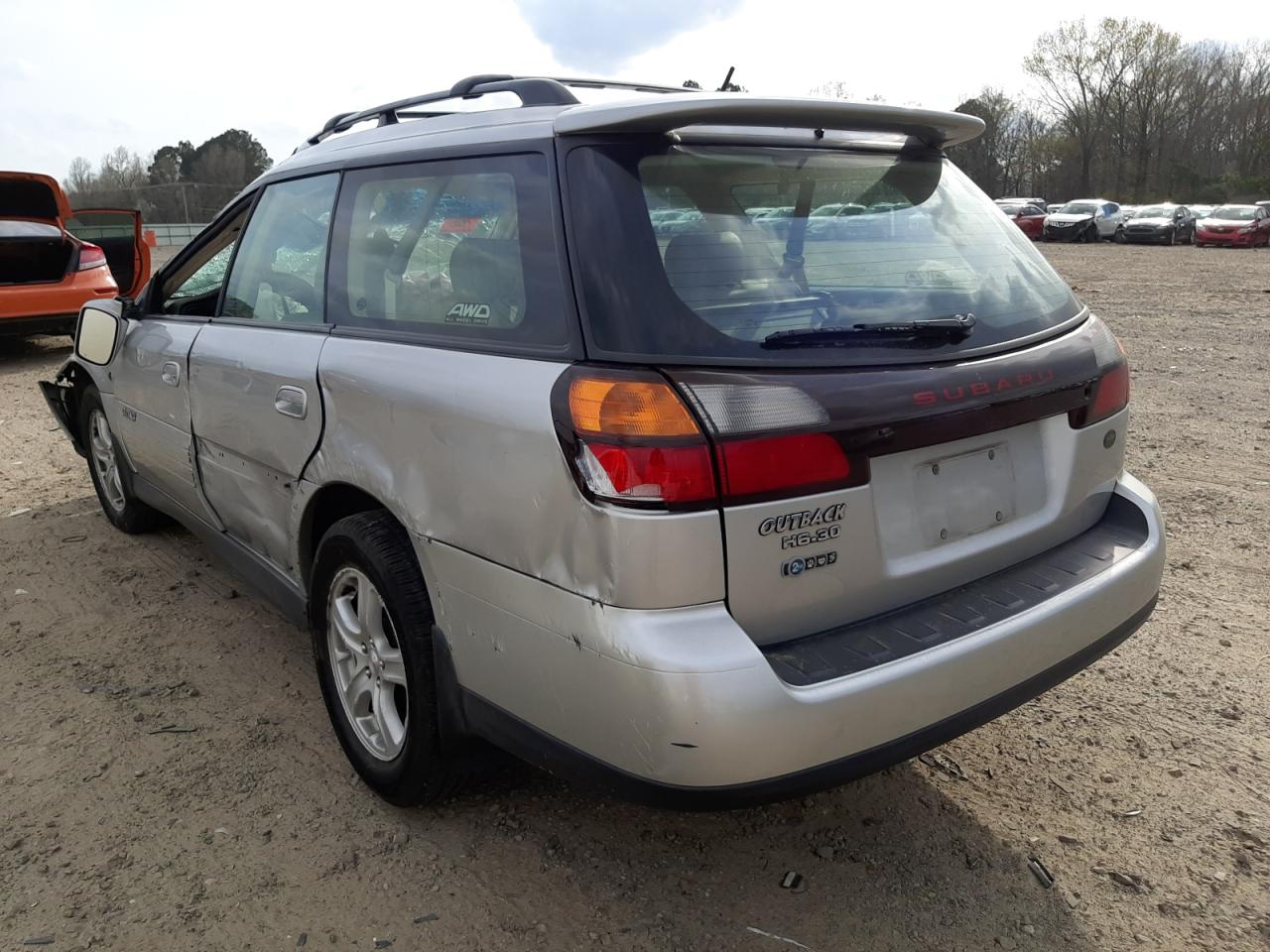 Photo 3 from auction – 2004 SUBARU LEGACY OUT with VIN 4S3BH806647632924