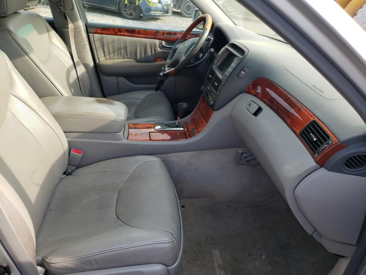 Photo 5 from auction – 2006 LEXUS LS 430 with VIN JTHBN36F865039064