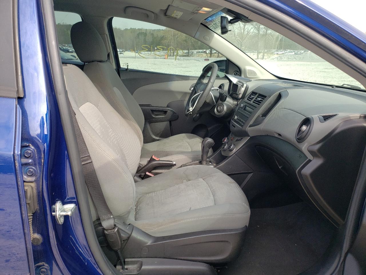 Photo 5 from auction – 2013 CHEVROLET SONIC LS with VIN 1G1JA6SH8D4151151