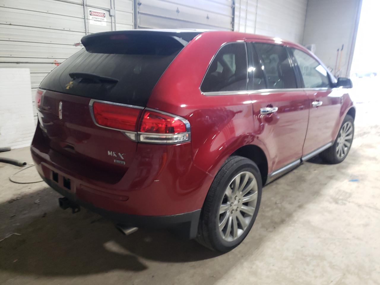Photo 4 from auction – 2013 LINCOLN MKX with VIN 2LMDJ8JK8DBL31569