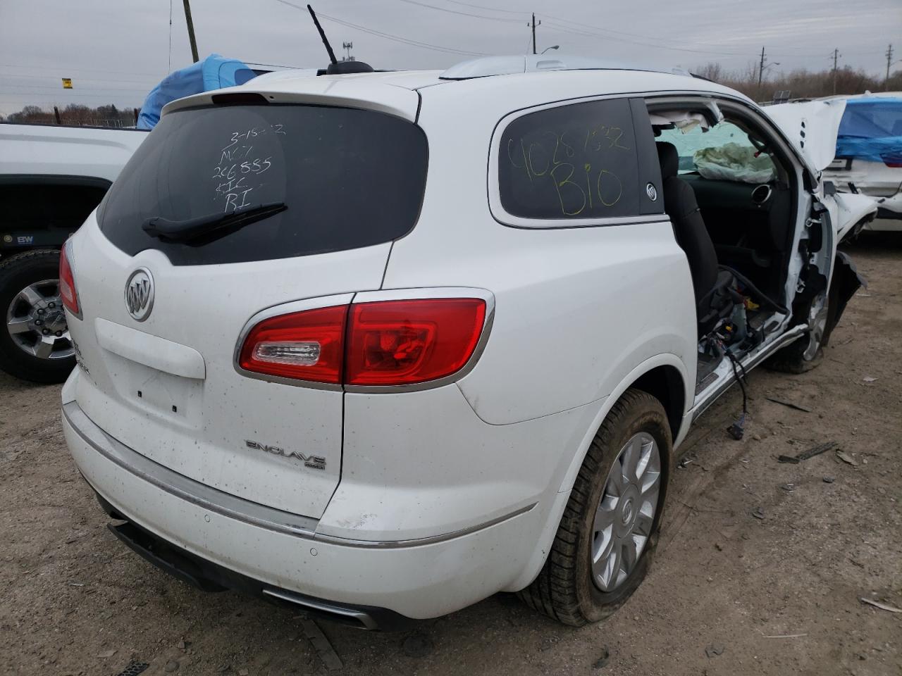 Photo 4 from auction – 2017 BUICK ENCLAVE with VIN 5GAKVCKD7HJ277666
