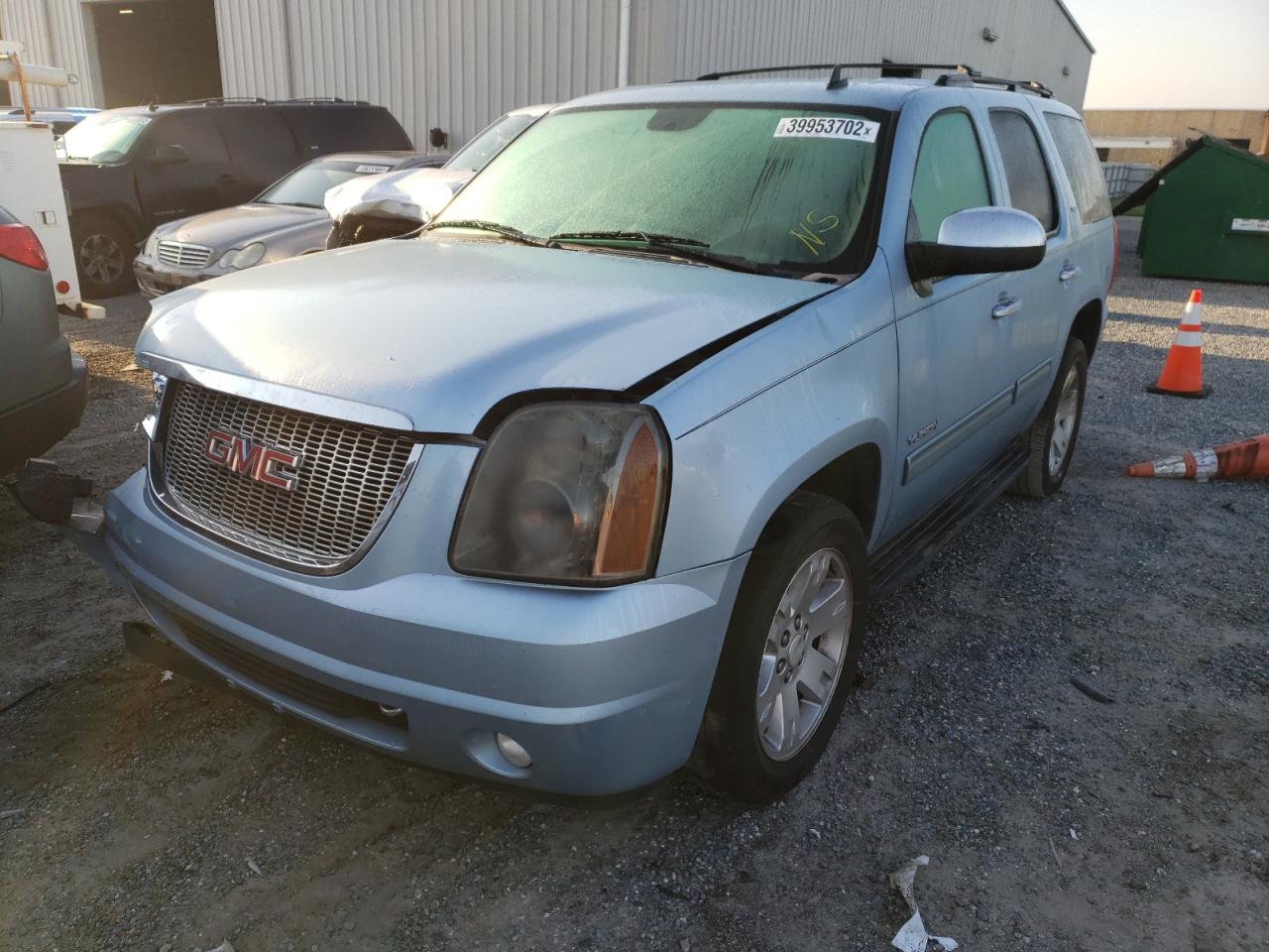 Photo 2 from auction – 2011 GMC YUKON SLT with VIN 1GKS1CE03BR253218