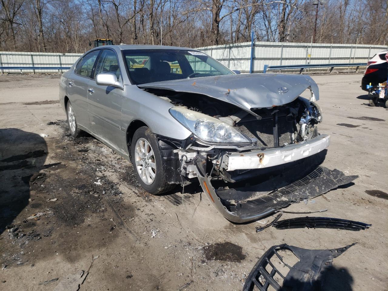LEXUS ES 330 2004 with VIN JTHBA30G645022810 - Photo from auction