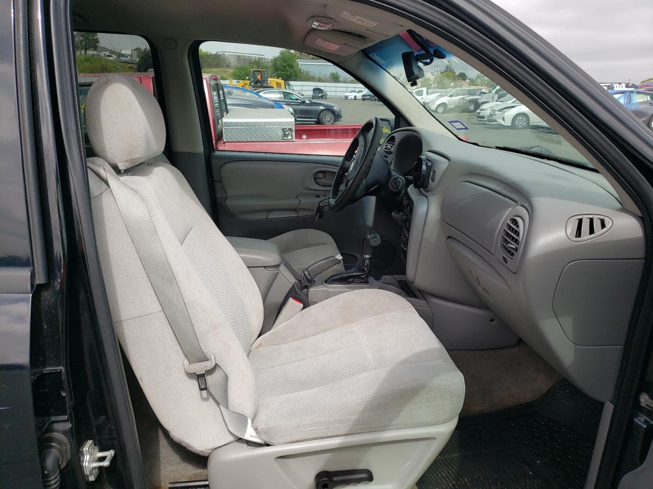 Photo 5 from auction – 2008 CHEVROLET TRAILBLAZE with VIN 1GNDT13S282246955