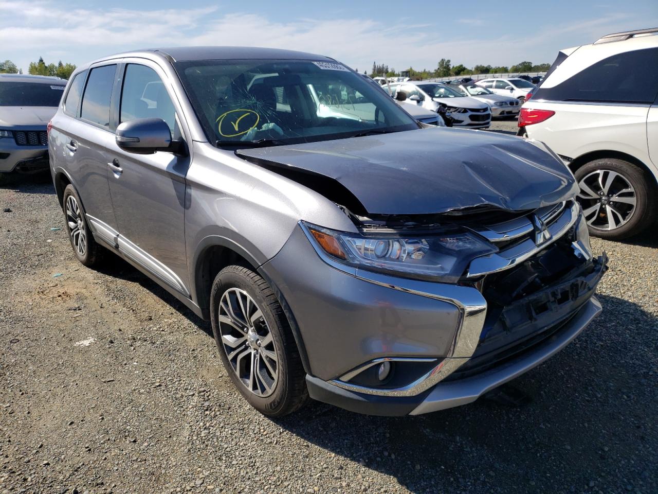 Photo 1 from auction – 2018 MITSUBISHI OUTLANDER with VIN JA4AZ3A38JJ002024