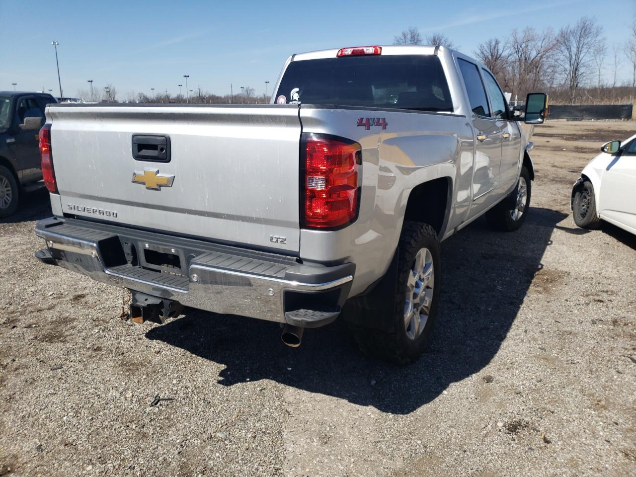 Photo 4 from auction – 2019 CHEVROLET SILVERADO with VIN 1GC1KTEGXKF145648